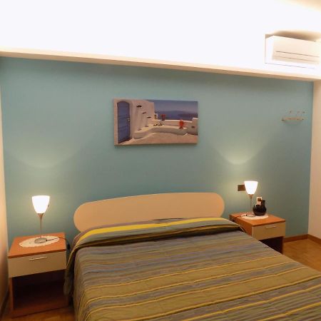 Aparthotel Feeling At Home Καστενάζο Εξωτερικό φωτογραφία