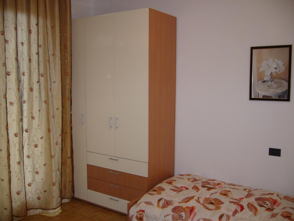 Aparthotel Feeling At Home Καστενάζο Δωμάτιο φωτογραφία