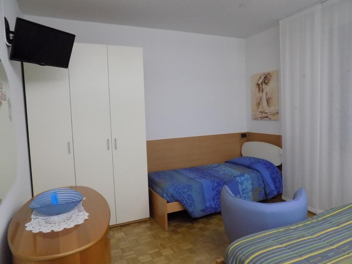 Aparthotel Feeling At Home Καστενάζο Εξωτερικό φωτογραφία